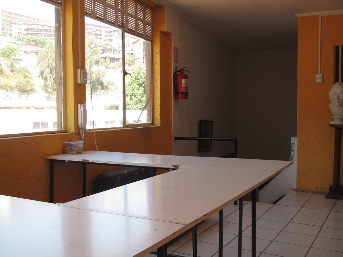 فالبارايسو Hostal Roma المظهر الخارجي الصورة